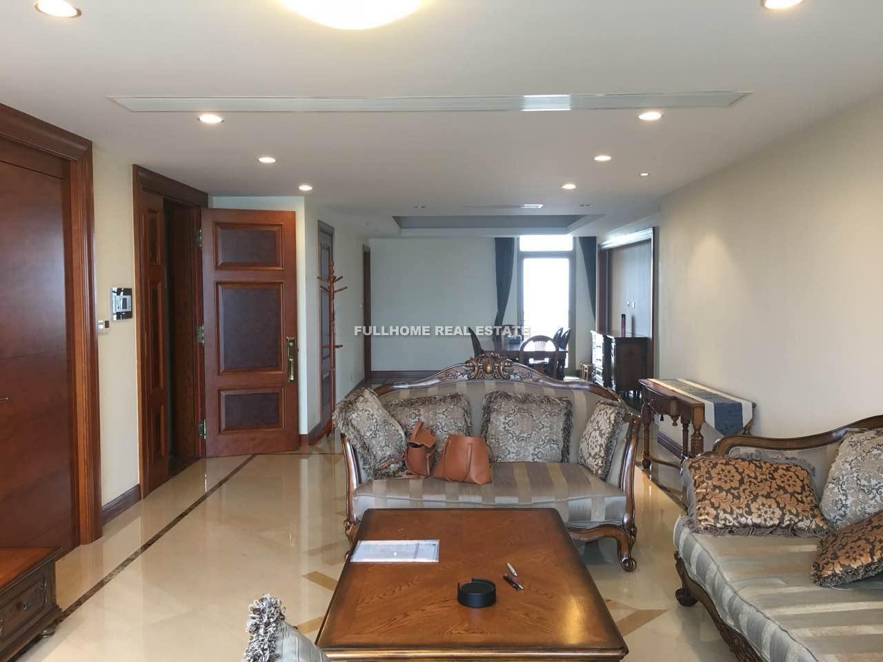 join-in-the-grand-for-rent-3-brs-240-sqm-18000-rmb-month-suzhou