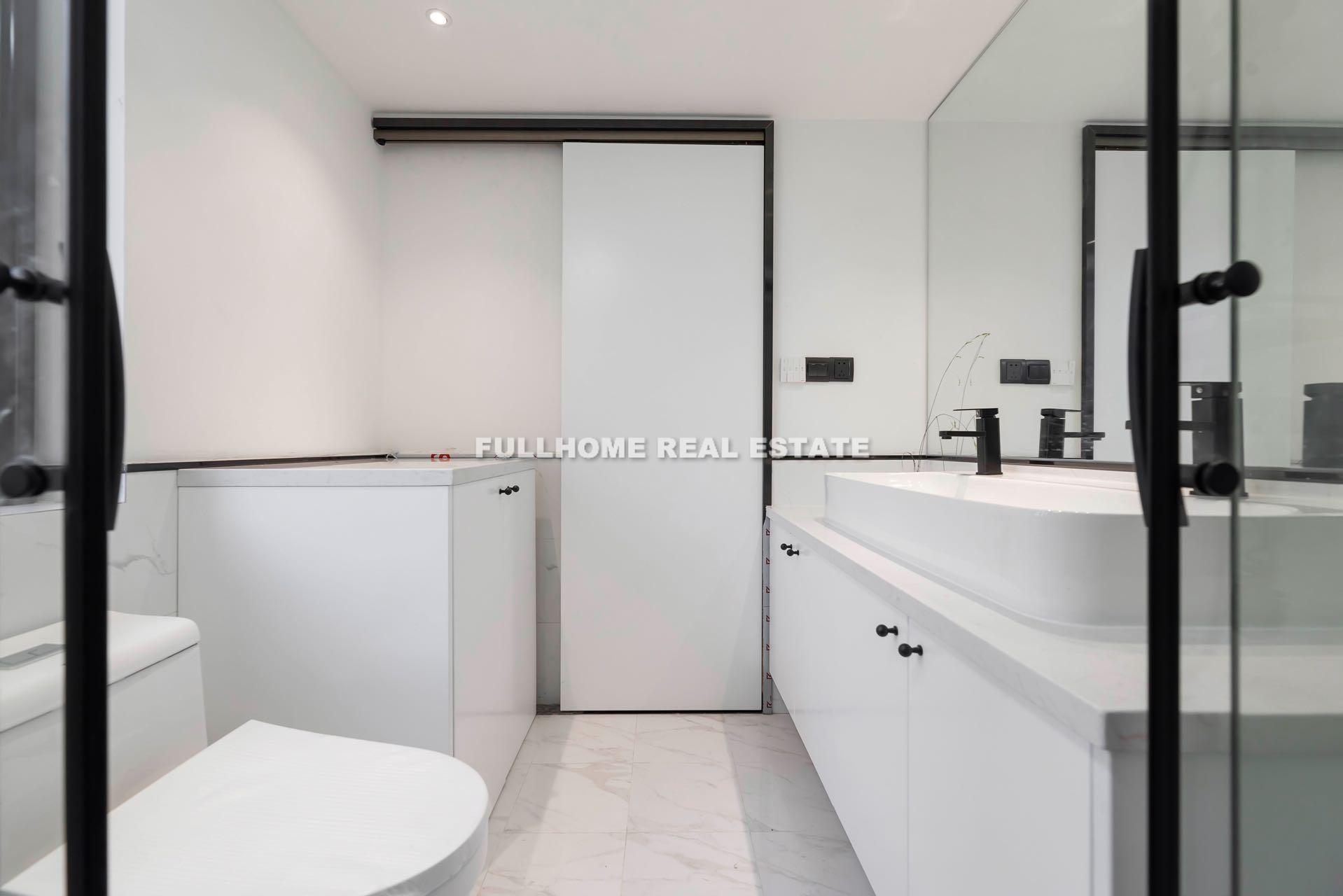 Lane 1000-1500 Xinzha Road Old House	 - Interior view 8, Shanghai rental property