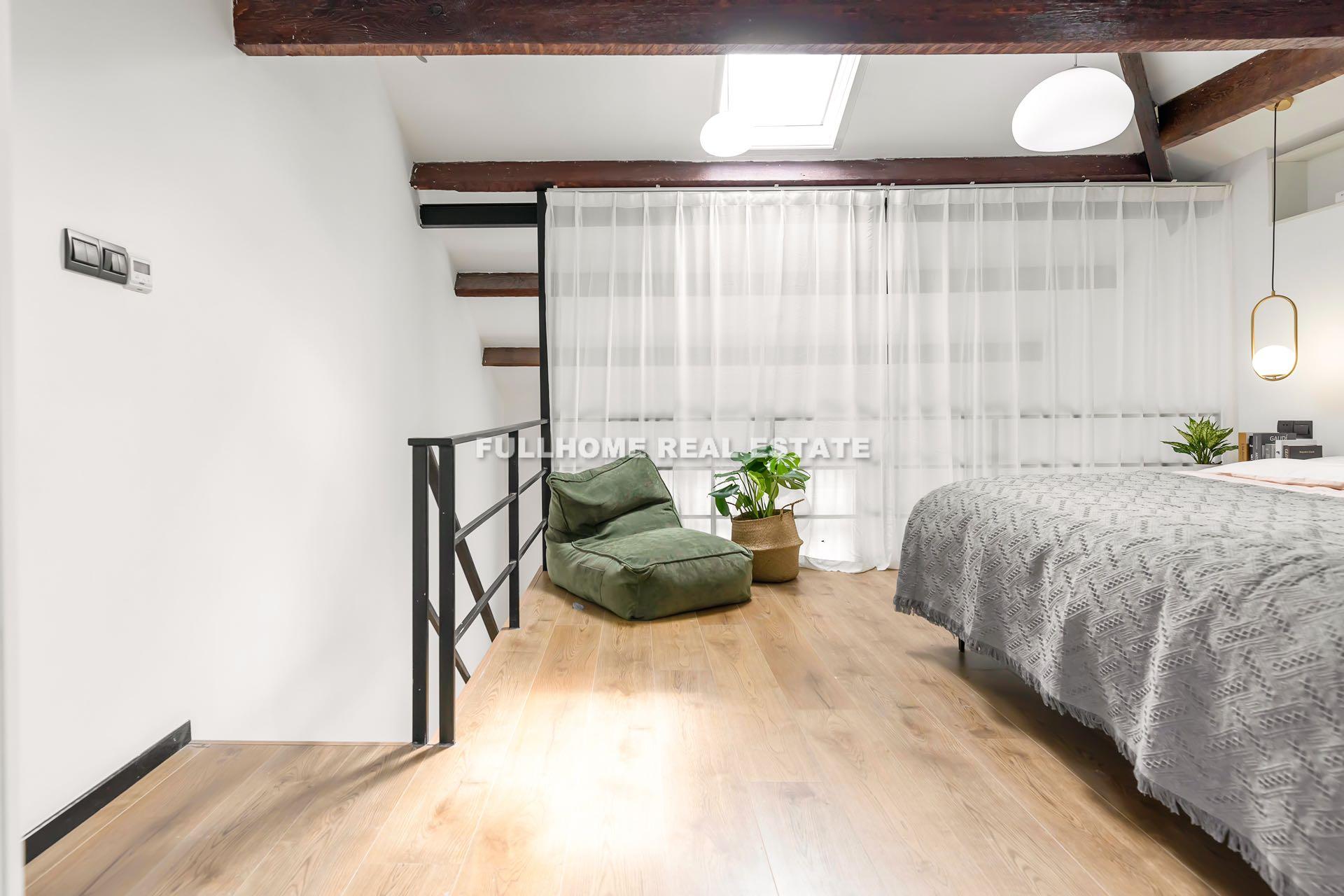 Lane 1000-1500 Xinzha Road Old House	 - Interior view 6, Shanghai rental property